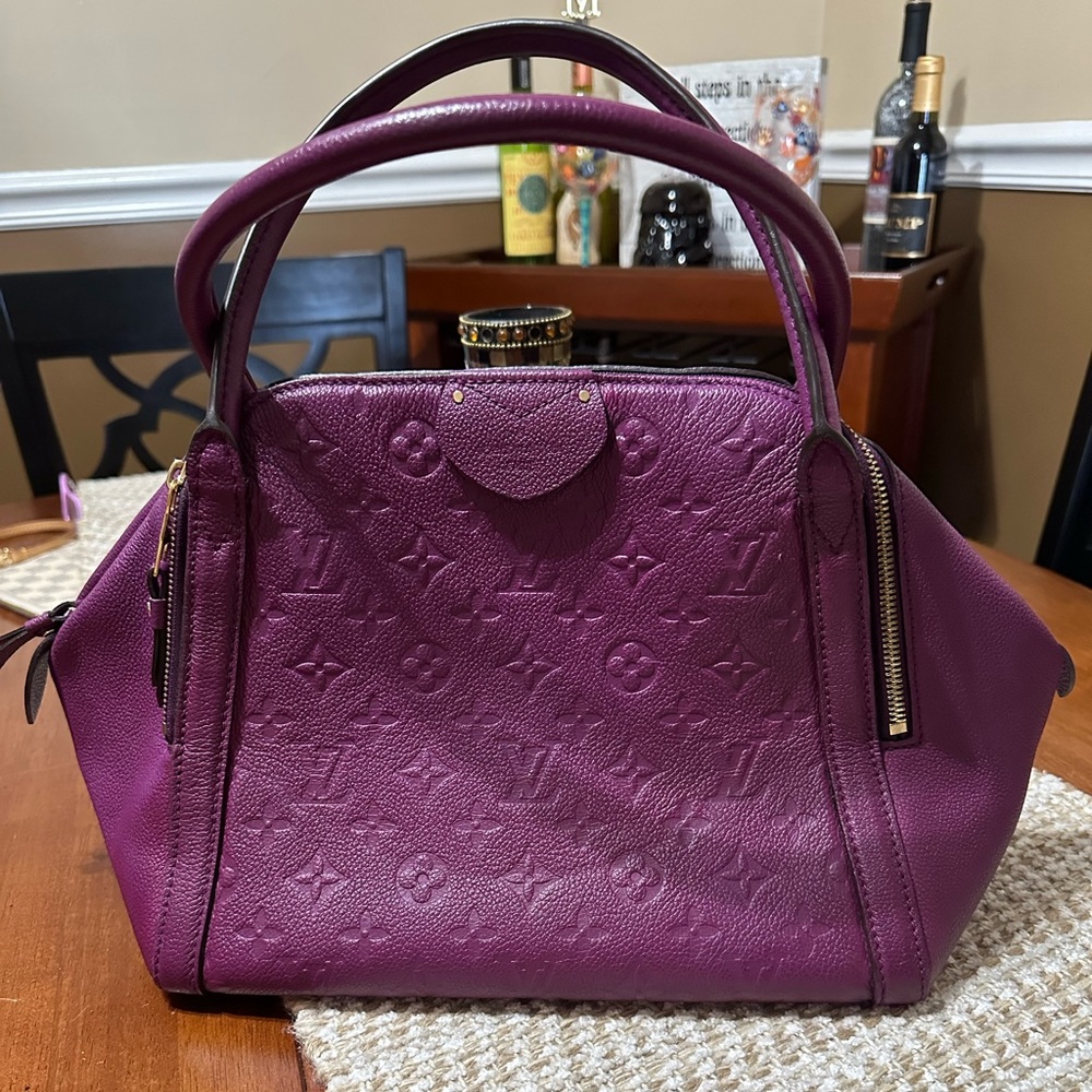 Louis Vuitton Marais Handbag
